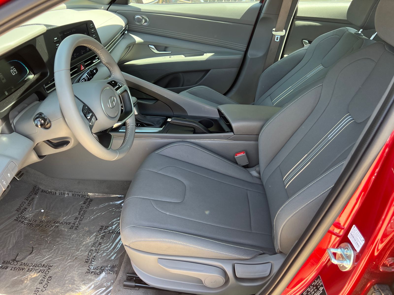 Used 2025 Red Hyundai SEL Sport image 9