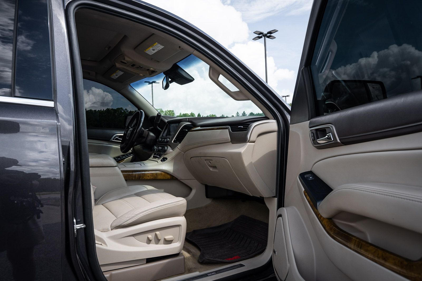 Used 2017 GMC Yukon SUV