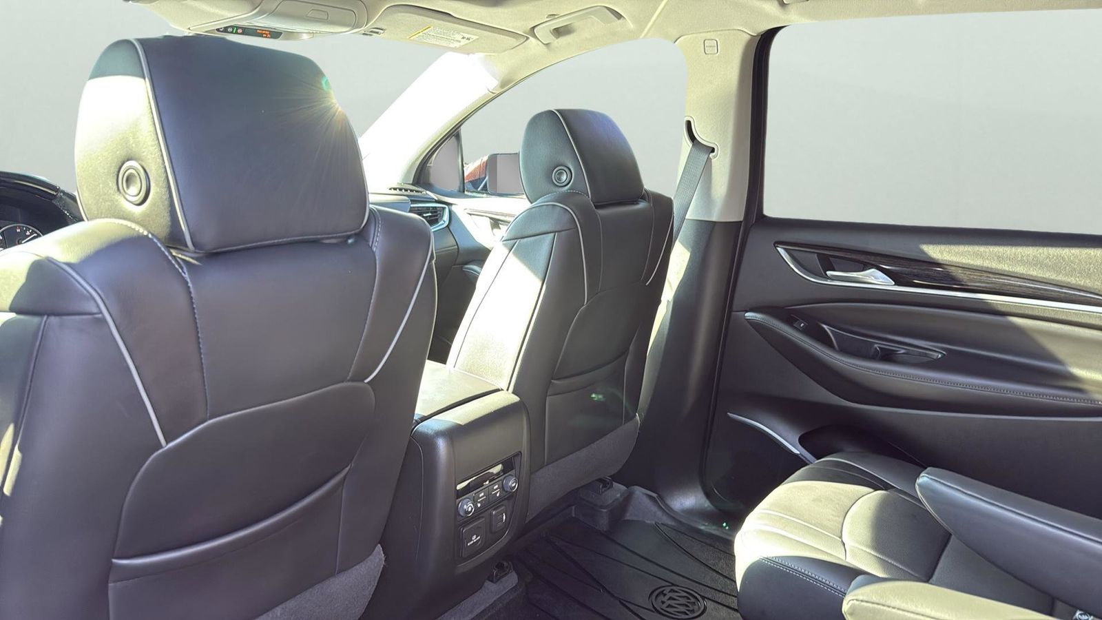 Used Car 2020 Buick Enclave  Avenir For Sale Under $30,000 In Austin, Texas