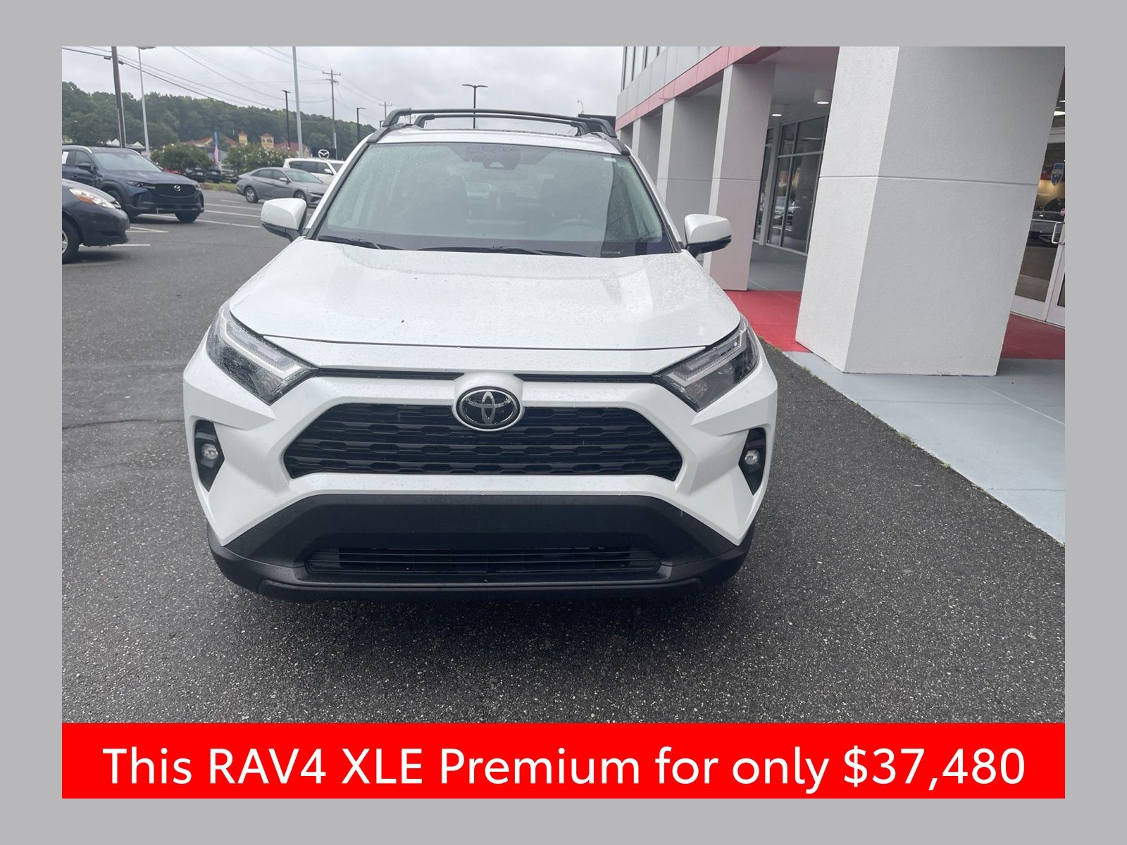 White (Wind Chill Pearl) 2025 Toyota RAV4 SUV / Crossover Front-Wheel Drive 8-Speed Automatic