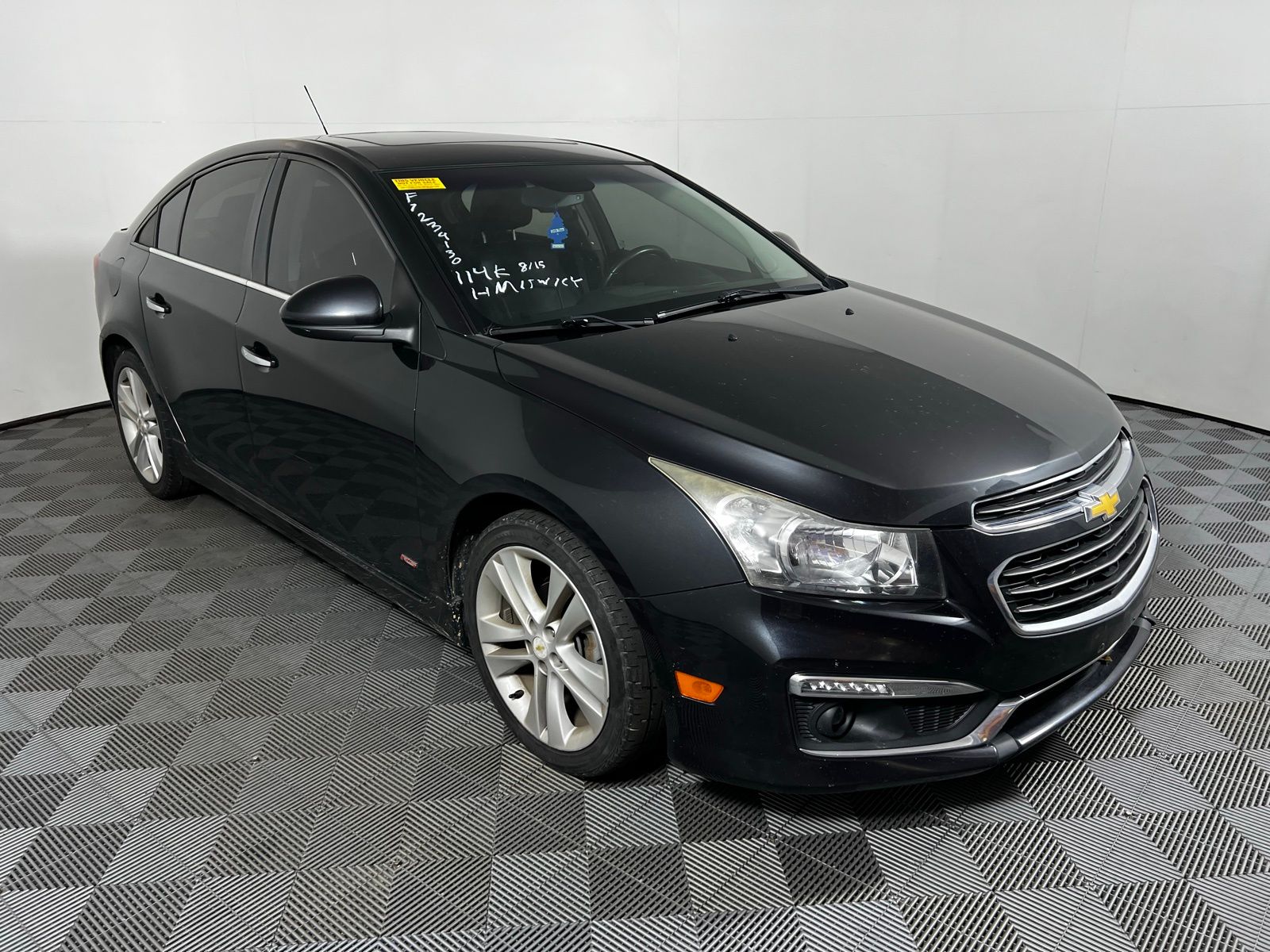 Thumbnail: 2015 Chevrolet Cruze - 3