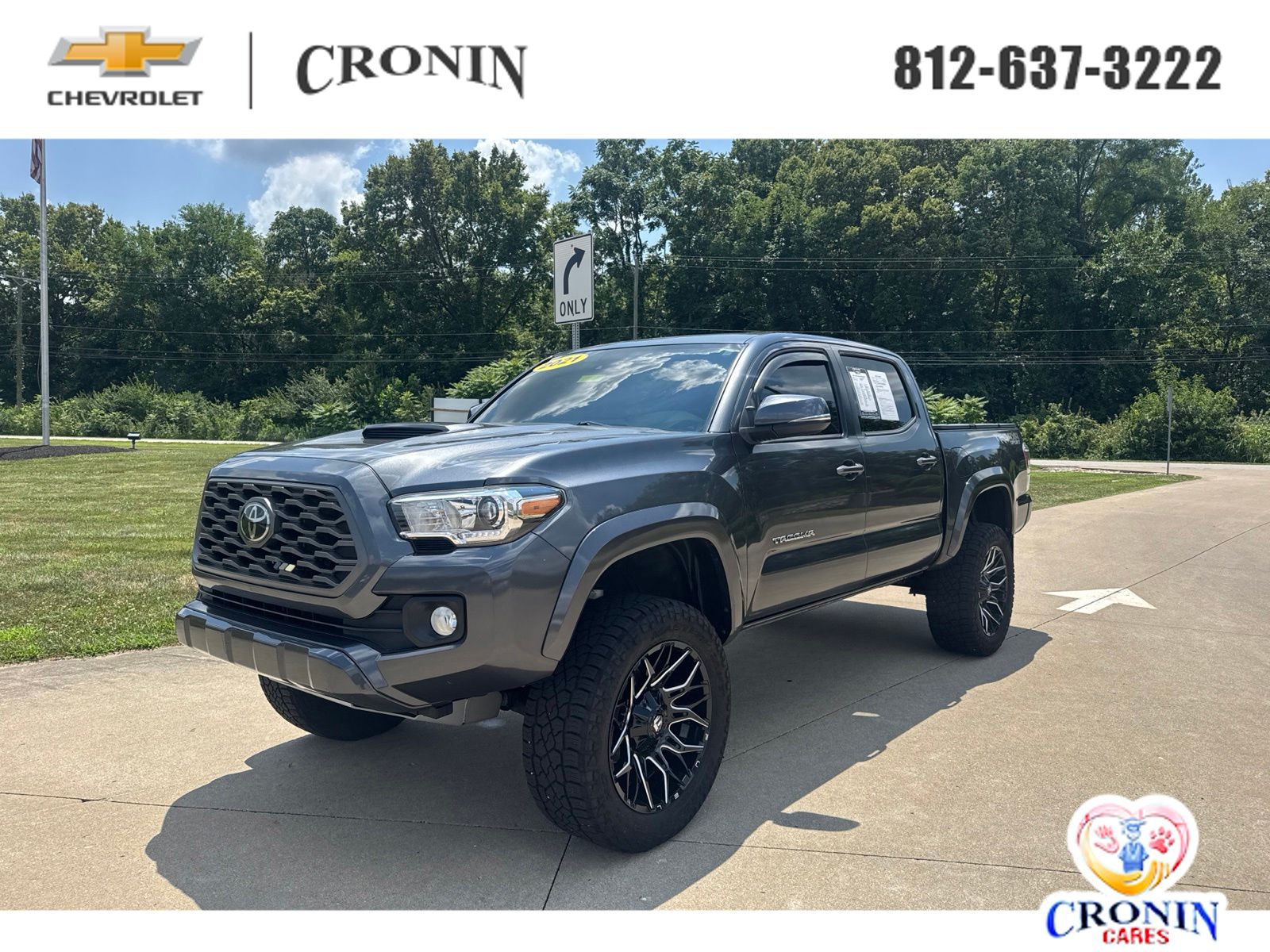 Magnetic Gray Metallic 2021 Toyota Tacoma Pickup Truck Four-Wheel Drive 6-Speed Automatic