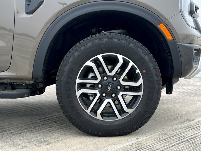 New 2025 Marsh Gray Ford Lariat image 8