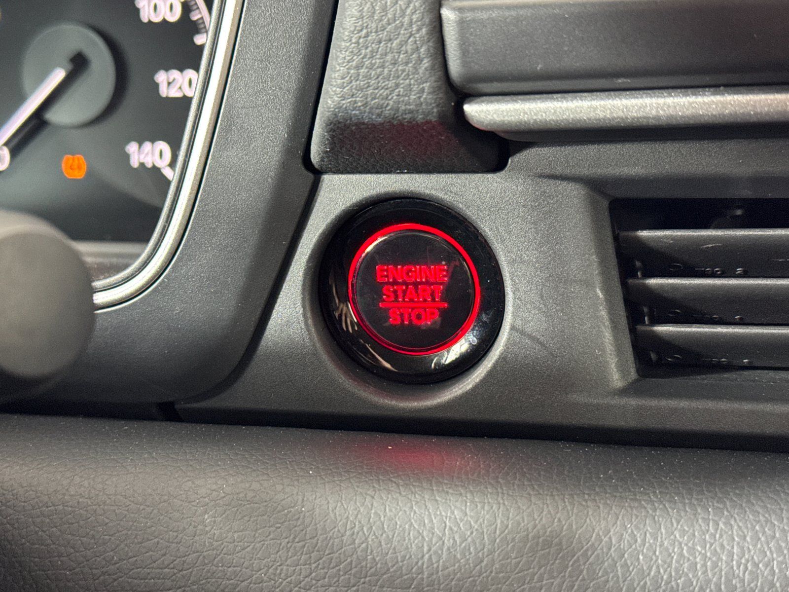 2025 Honda Pilot EX-L — foto completa 23 de 28