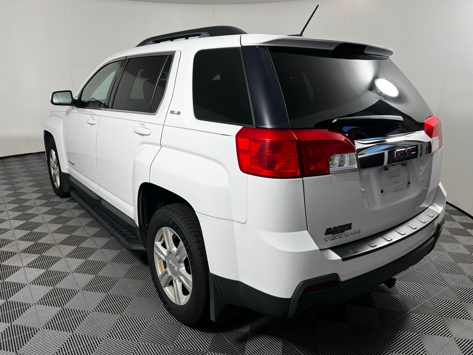 Thumbnail: 2015 GMC Terrain - 7