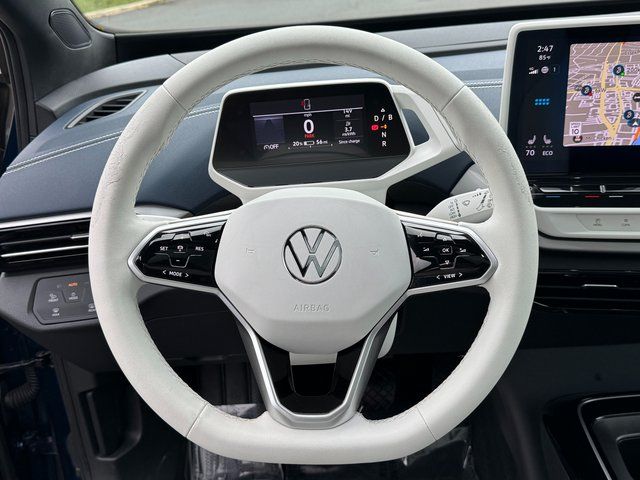 Used 2023 Blue Volkswagen Pro S image 13