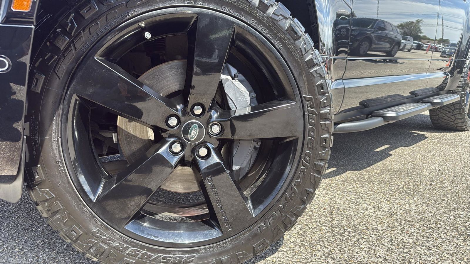 Used Car 2024 Land Rover Defender 130  X-dynamic Se For Sale Under $80,000 In Austin, Texas