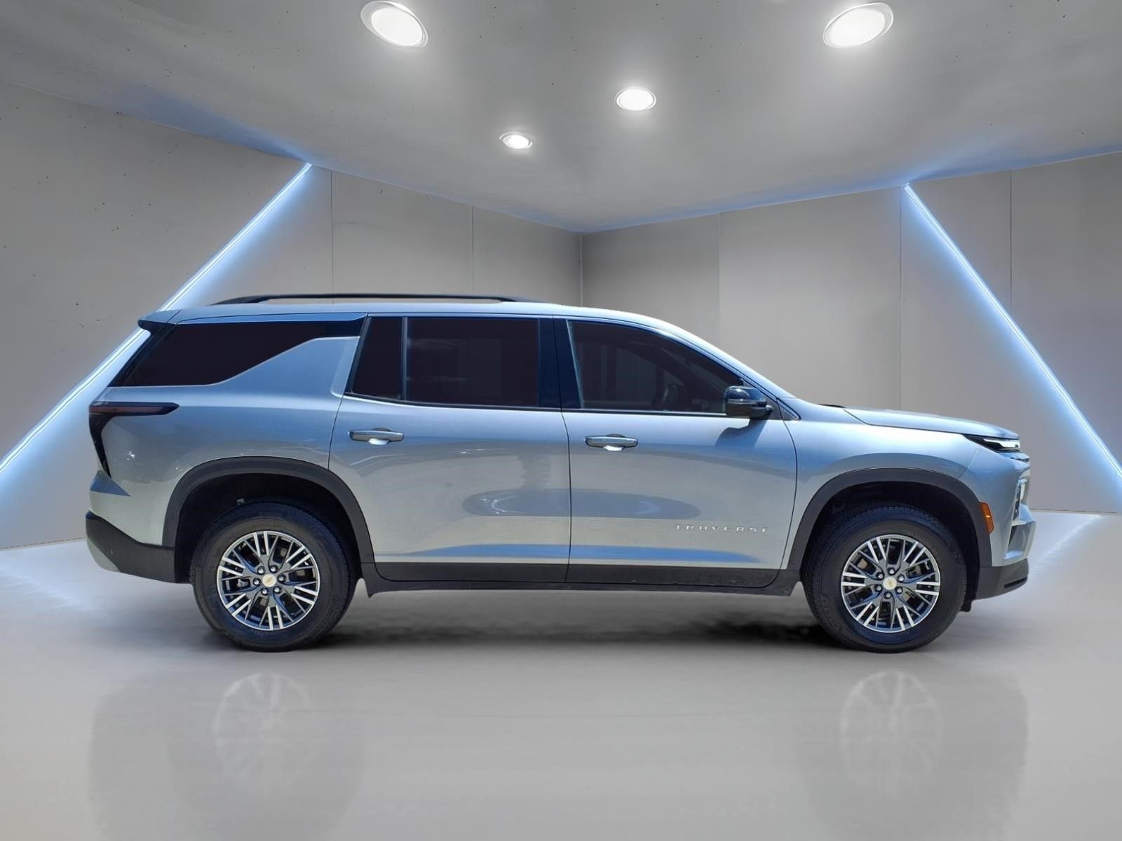 2025 Chevrolet Traverse LT Gray at Big Star Buick GMC