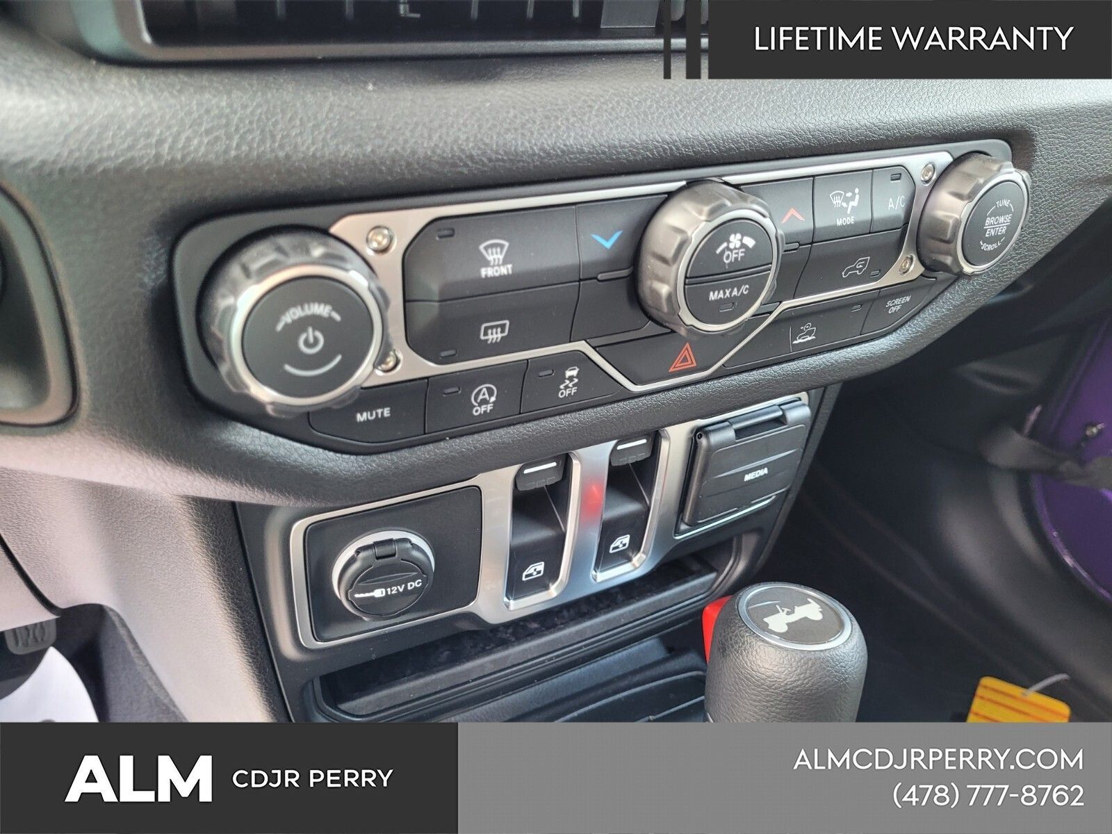 New 2026 Reign Exterior Paint Jeep Sport S image 21