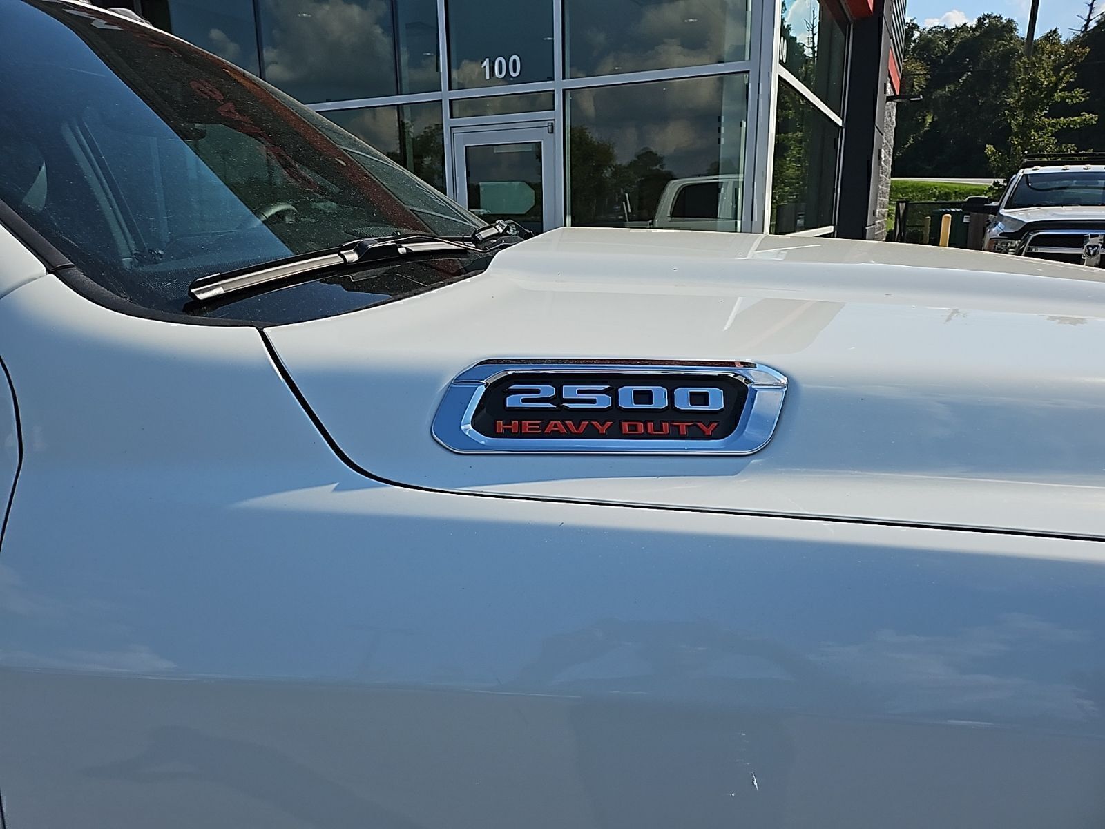2024 Ram 2500 Tradesman photo 3