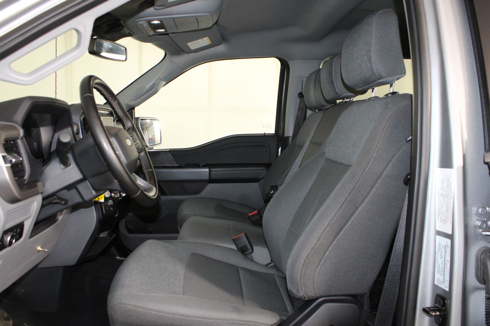 Used 2024  Ford XLT image 10