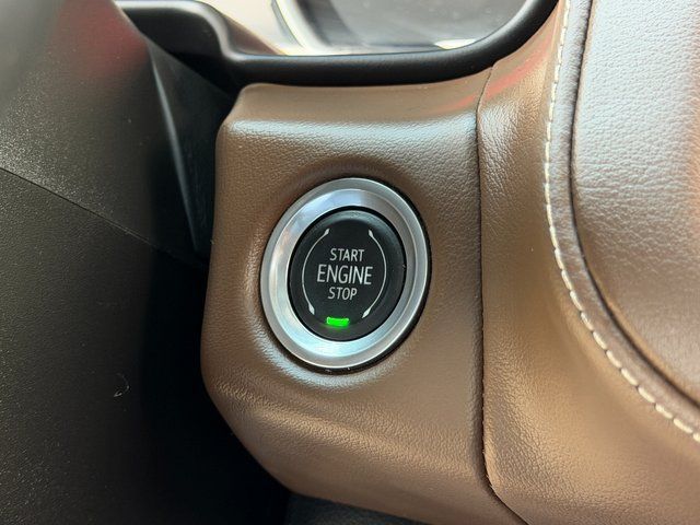 Used 2021 Iridescent Pearl Tricoat Chevrolet High Country image 24