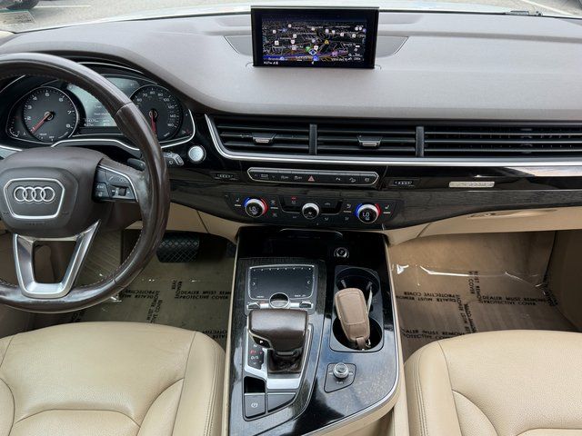 Used 2019 Carrara White Audi 55 Premium image 29
