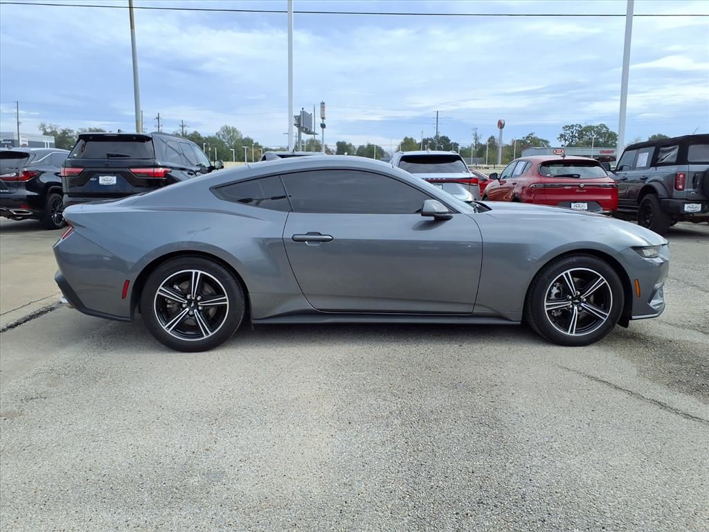 2025 Ford Mustang EcoBoost - 4