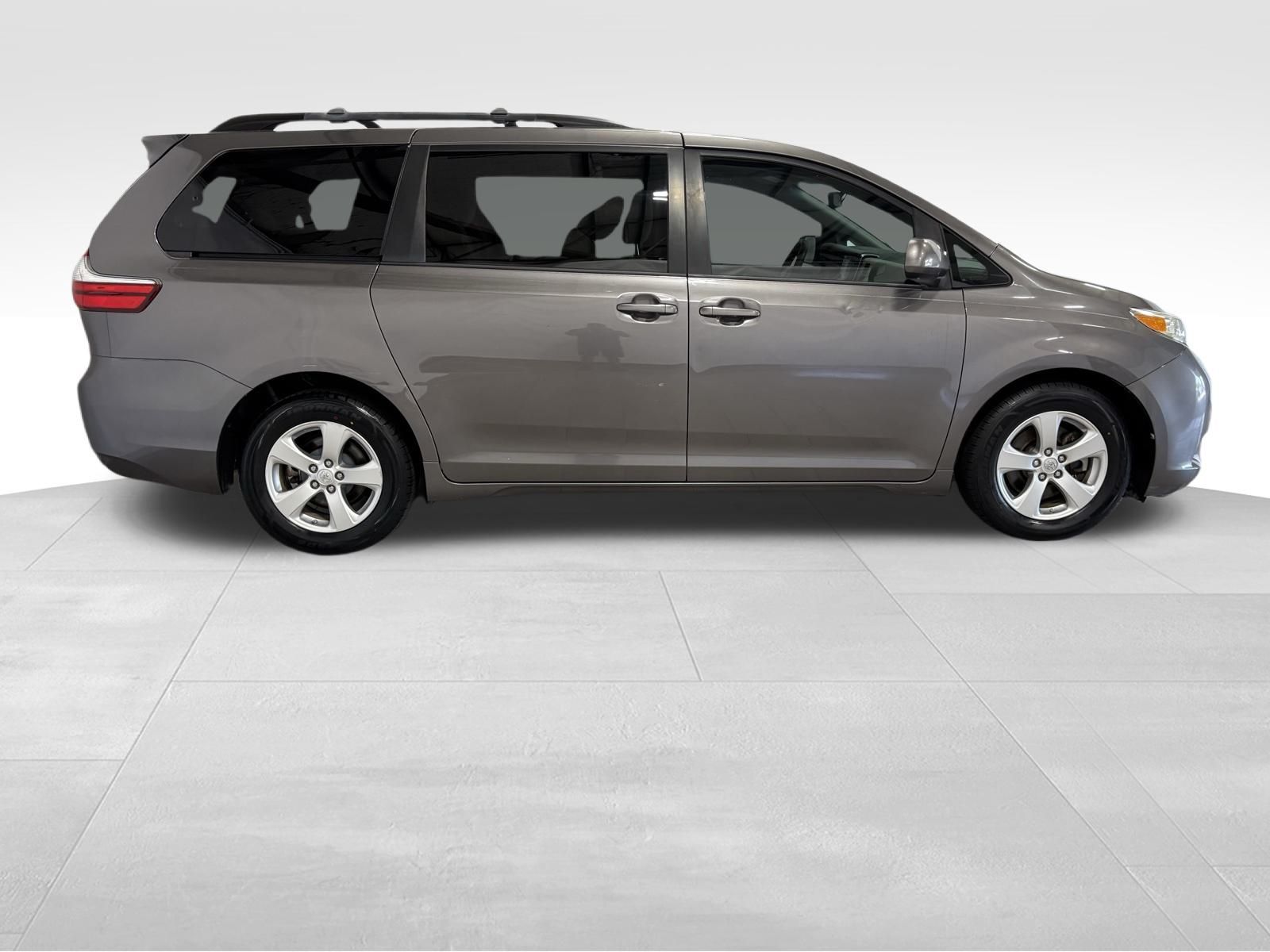 Used Car 2015 Toyota Sienna  Le For Sale Under $12,000 In Austin, Texas