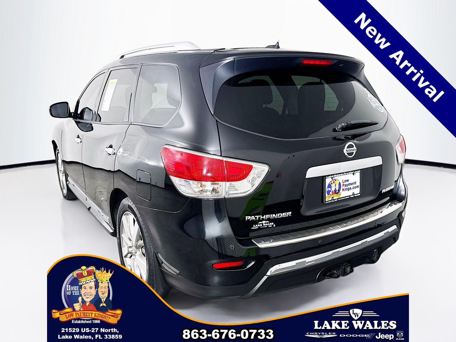 View vehicle photo 5