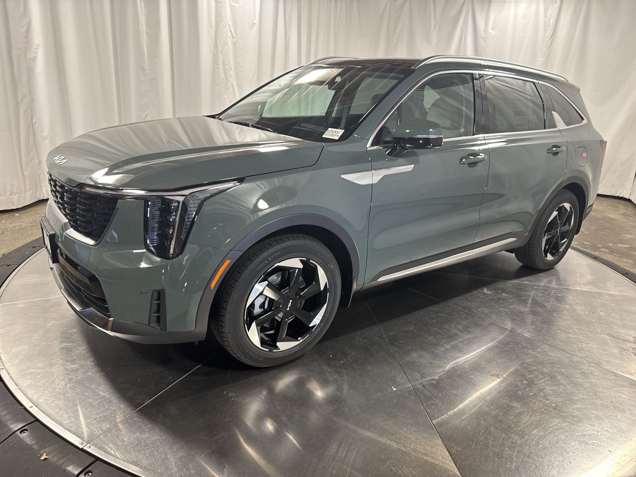 2025 Kia Sorento Hybrid EX