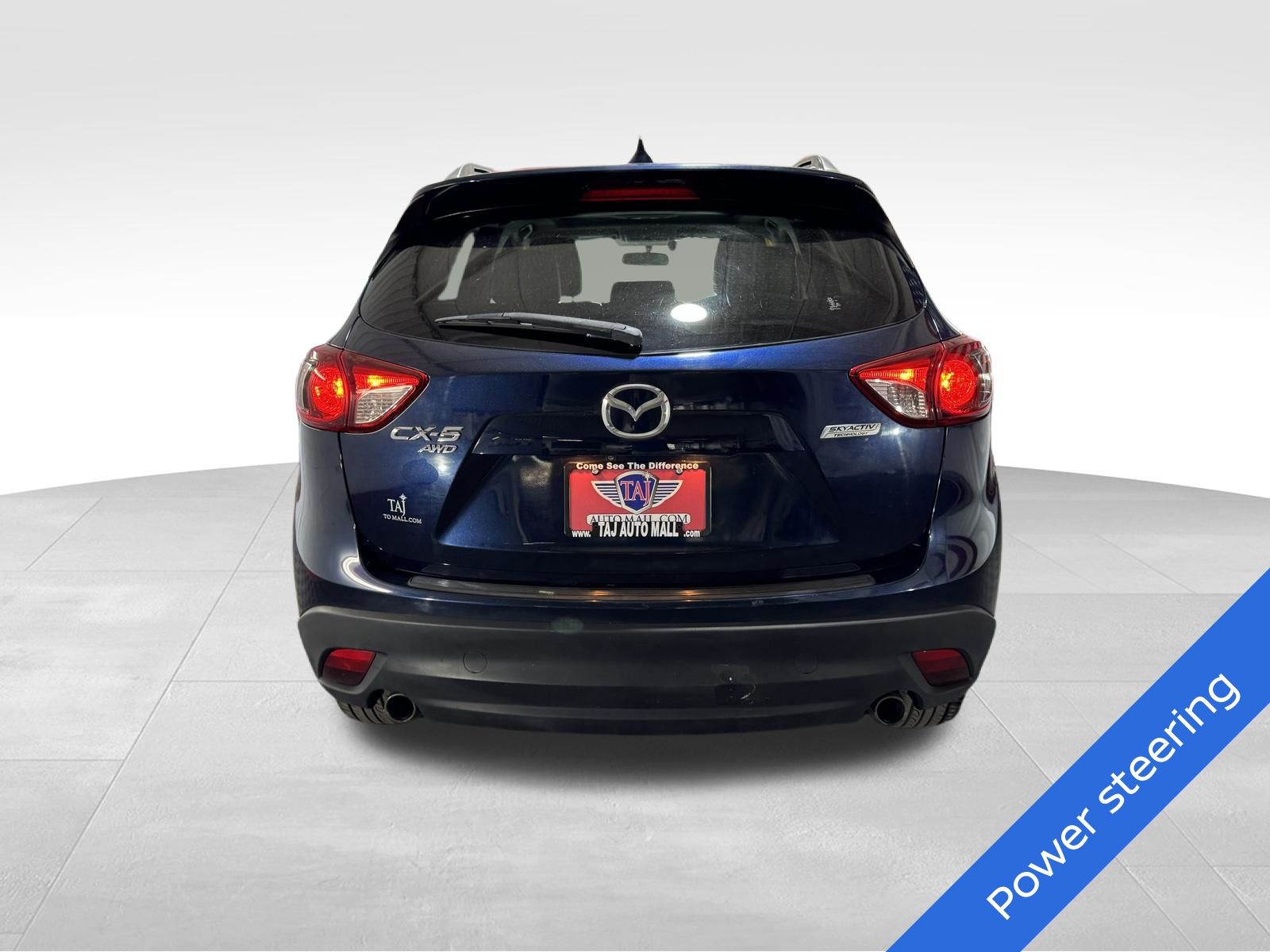 View vehicle photo 5