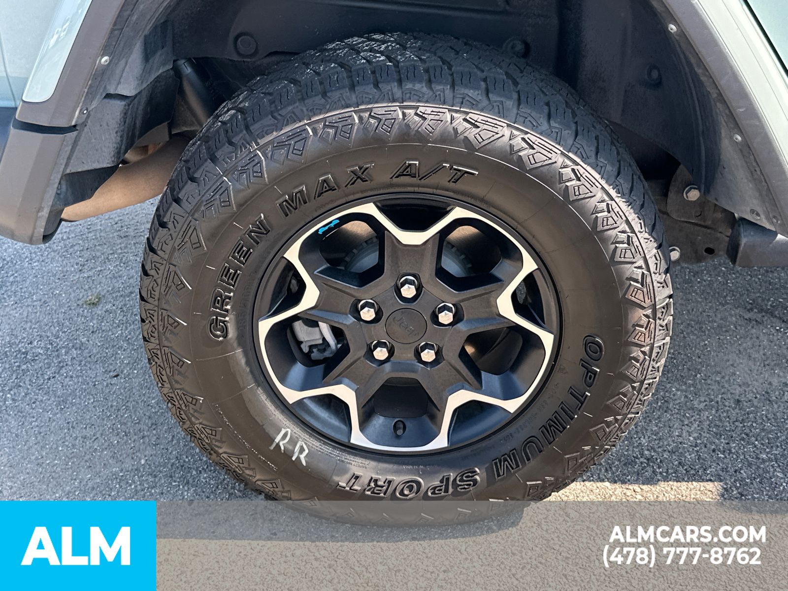Used 2023 Gray Jeep Rubicon 4xe image 20