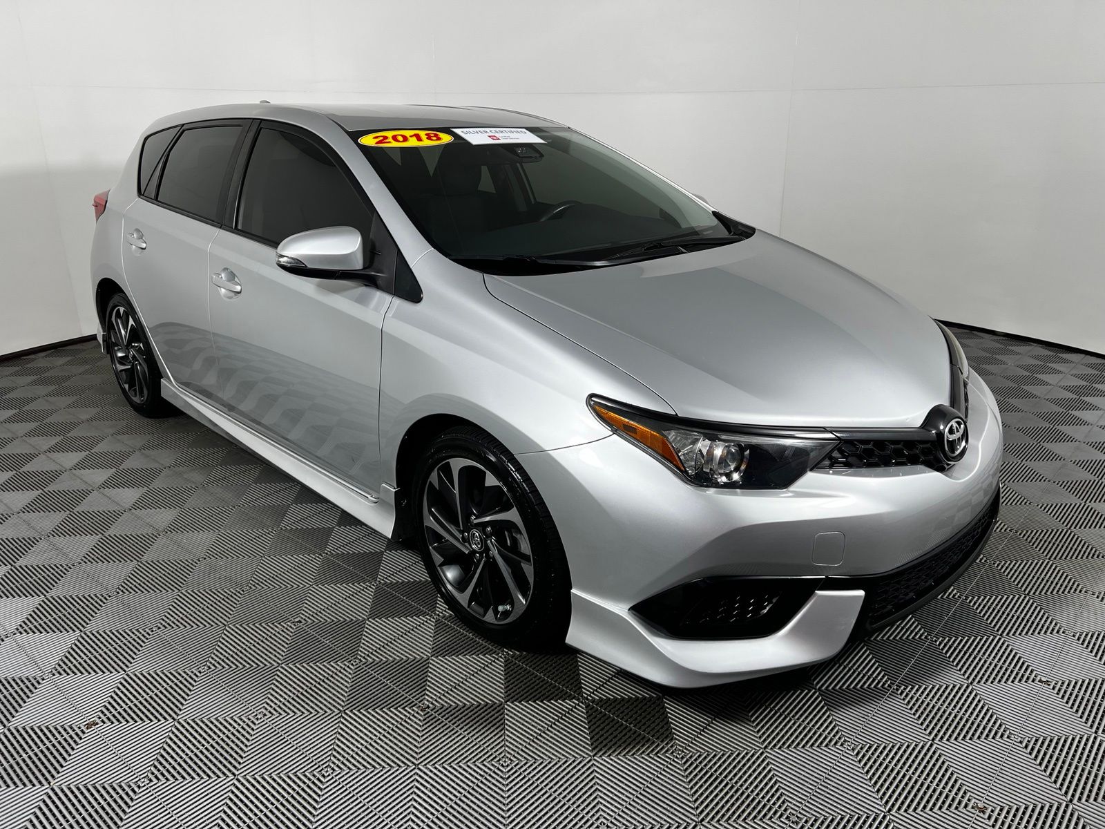 Thumbnail: 2018 Toyota Corolla iM - 3