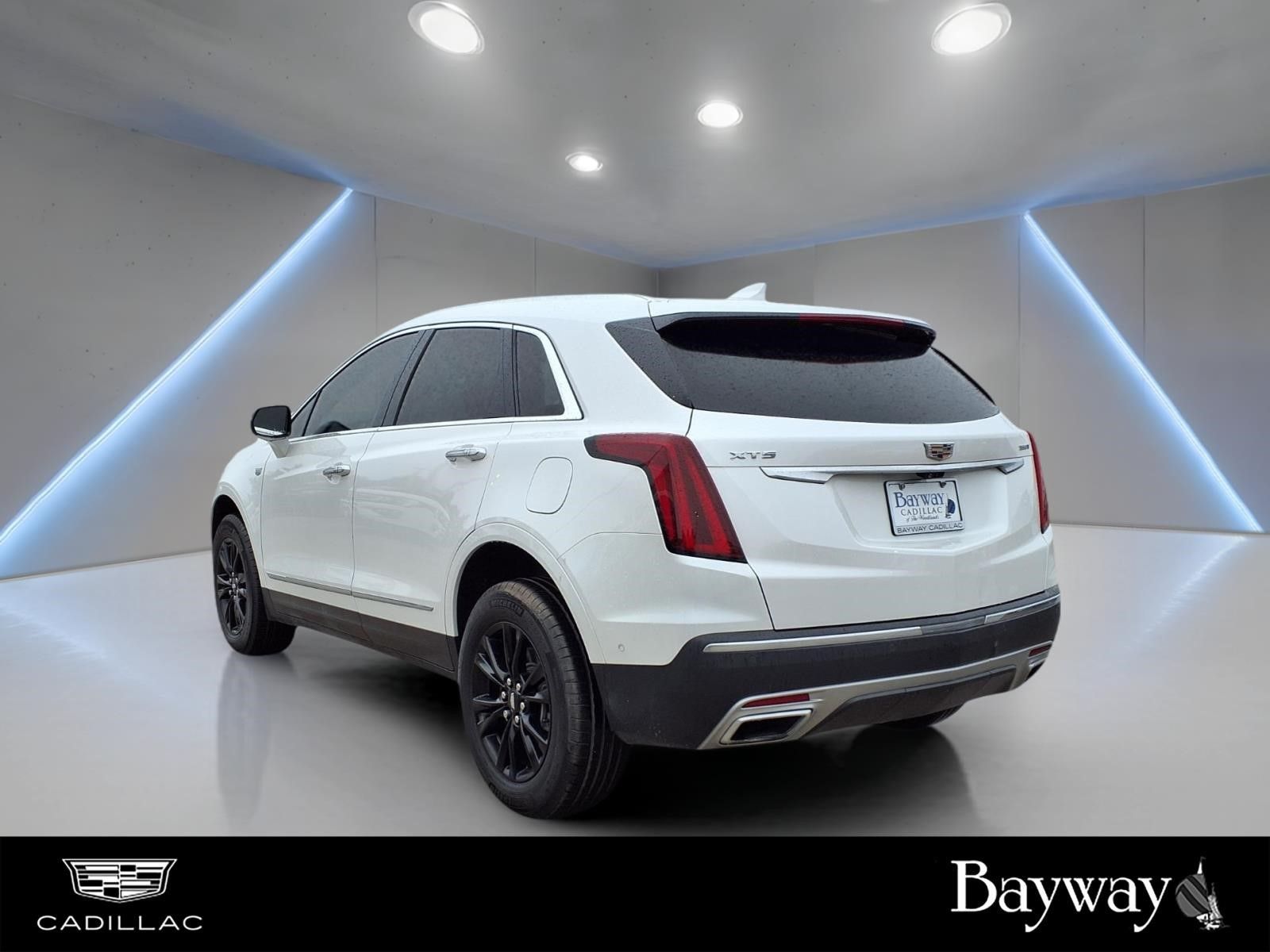 2022 Cadillac XT5 Premium Luxury White at Bayway Cadillac of The Woodlands