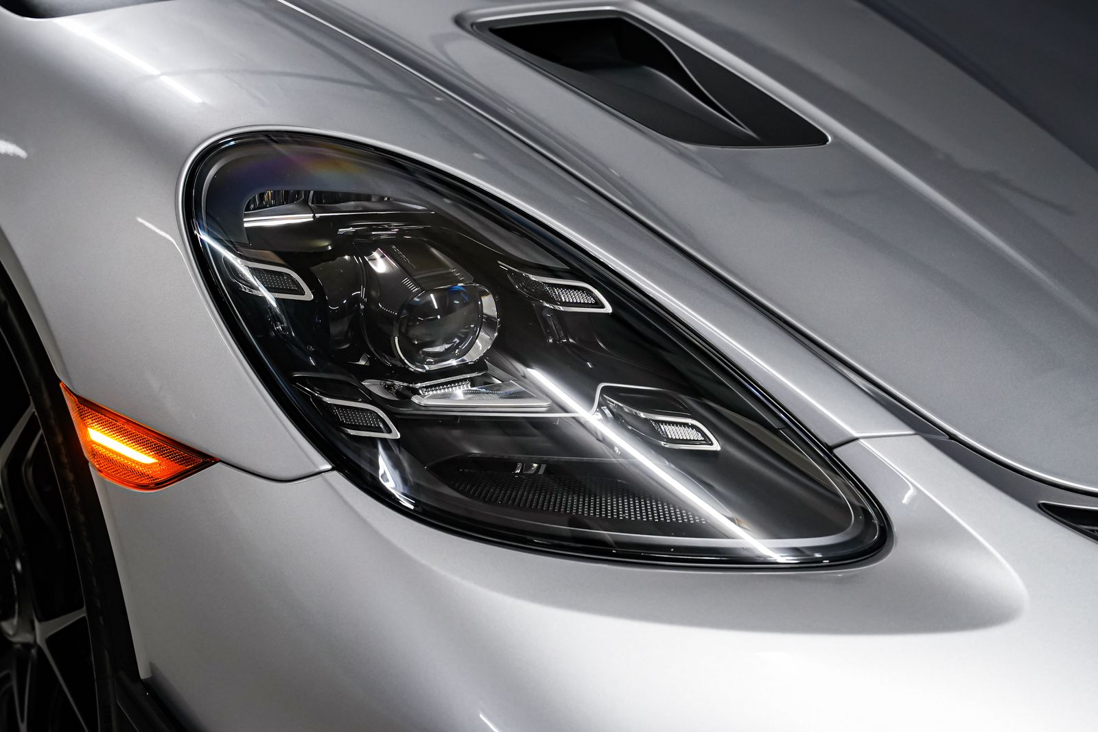 2025 Porsche 718 Spyder RS — photo 37