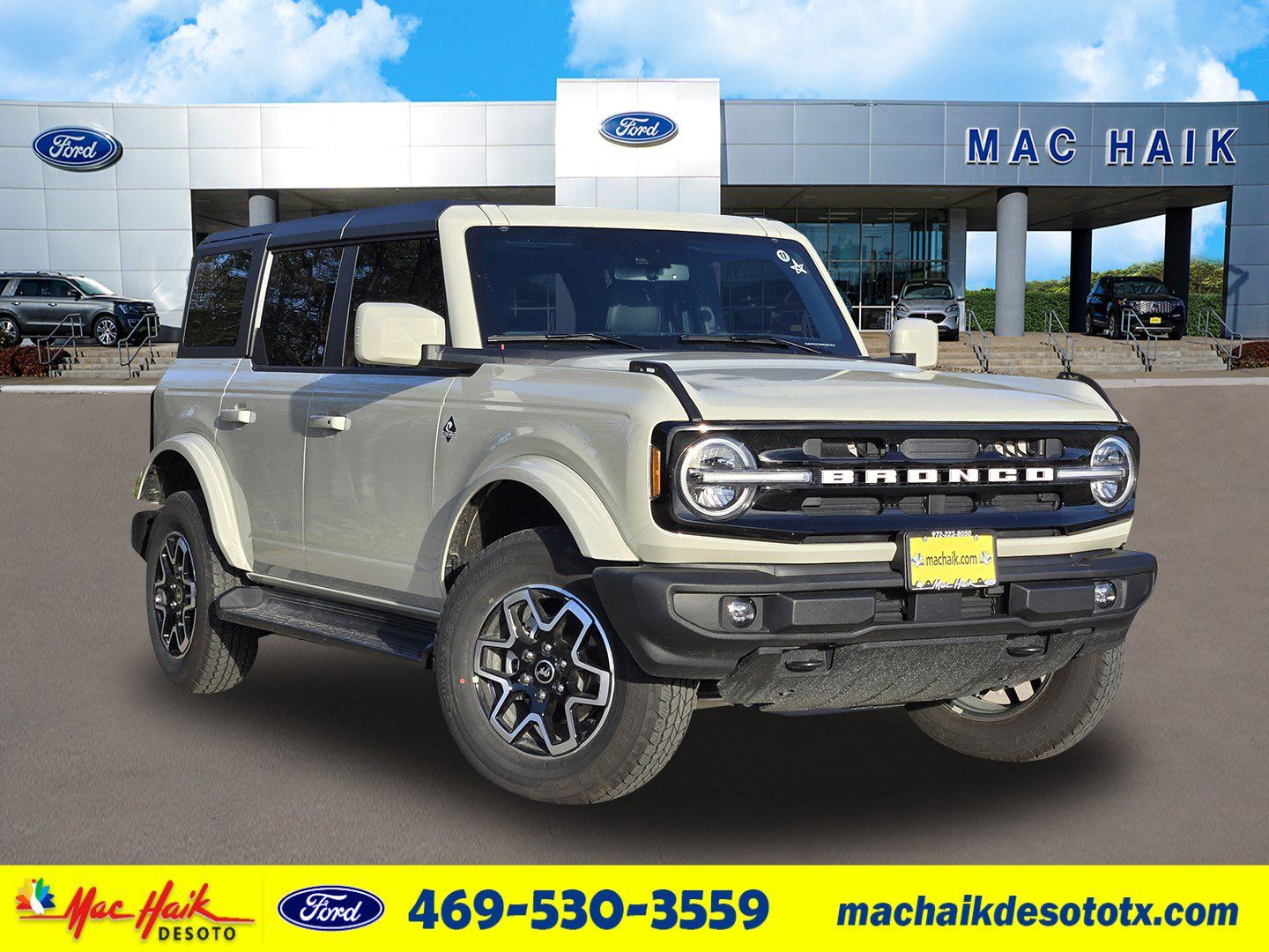 2025 Ford Bronco Outer Banks 4-Door 4WD