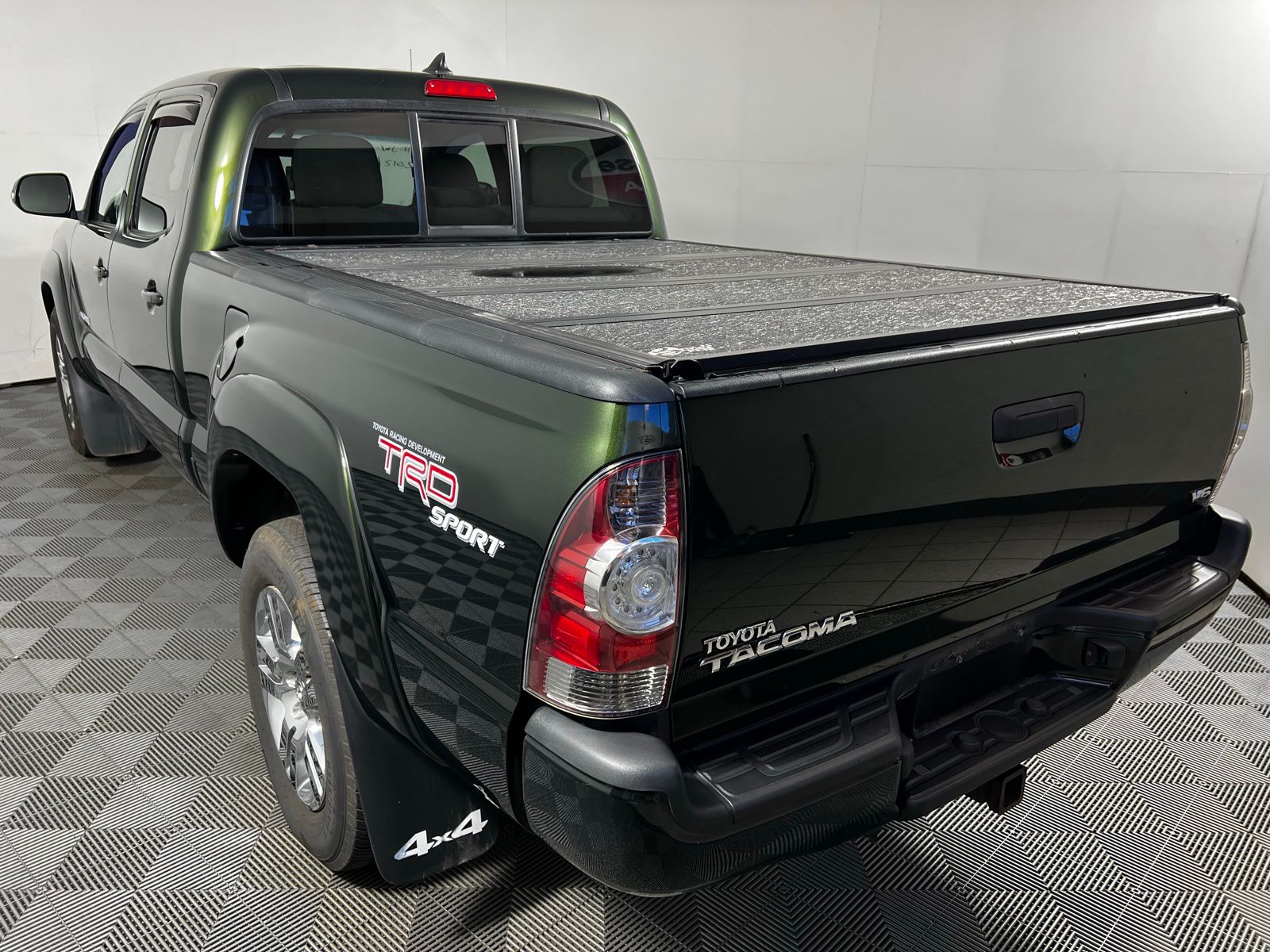 Thumbnail: 2012 Toyota Tacoma - 7