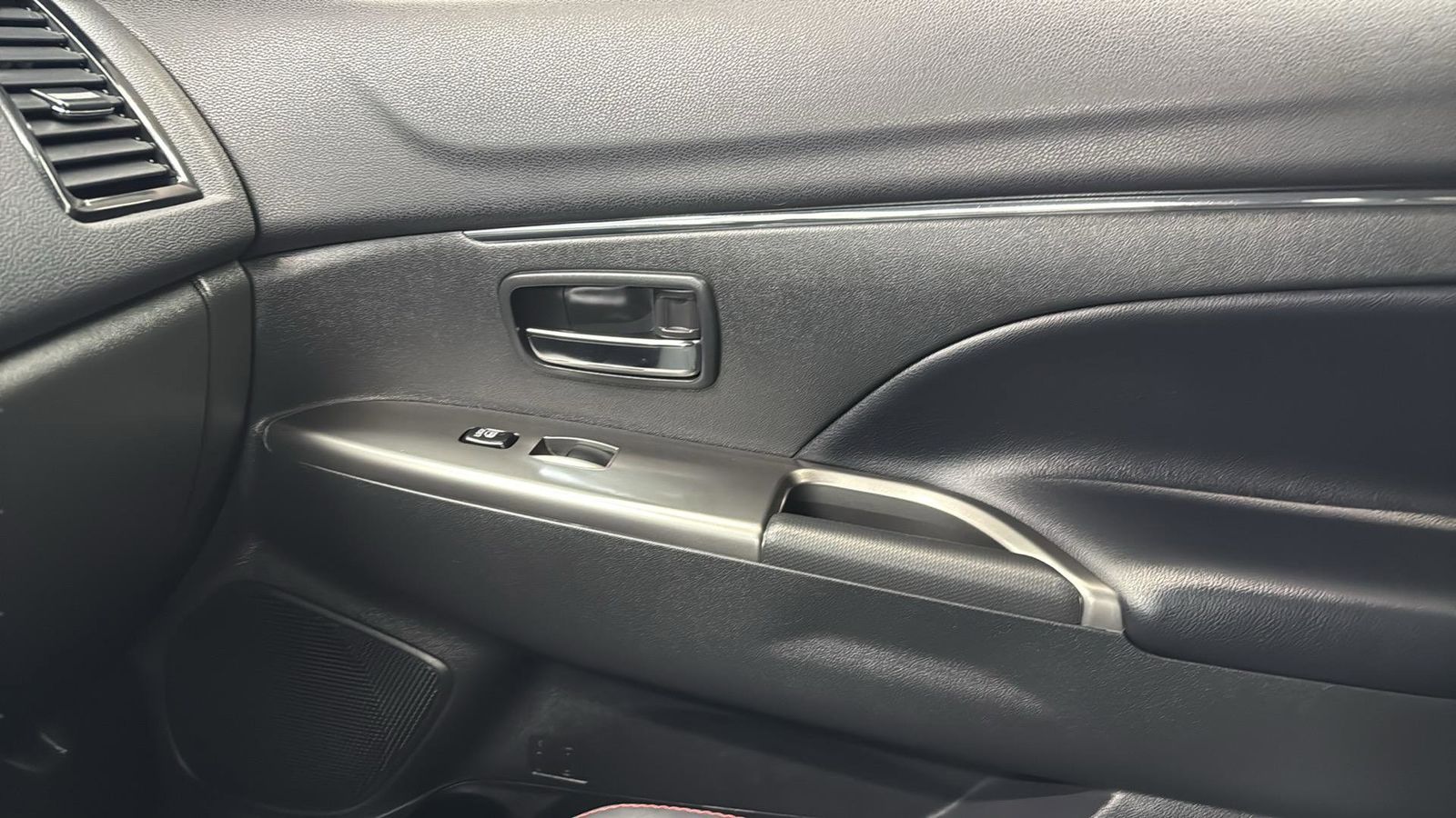 Used Car 2025 Mitsubishi Outlander Sport  2.0 Se For Sale Under $25,000 In Austin, Texas