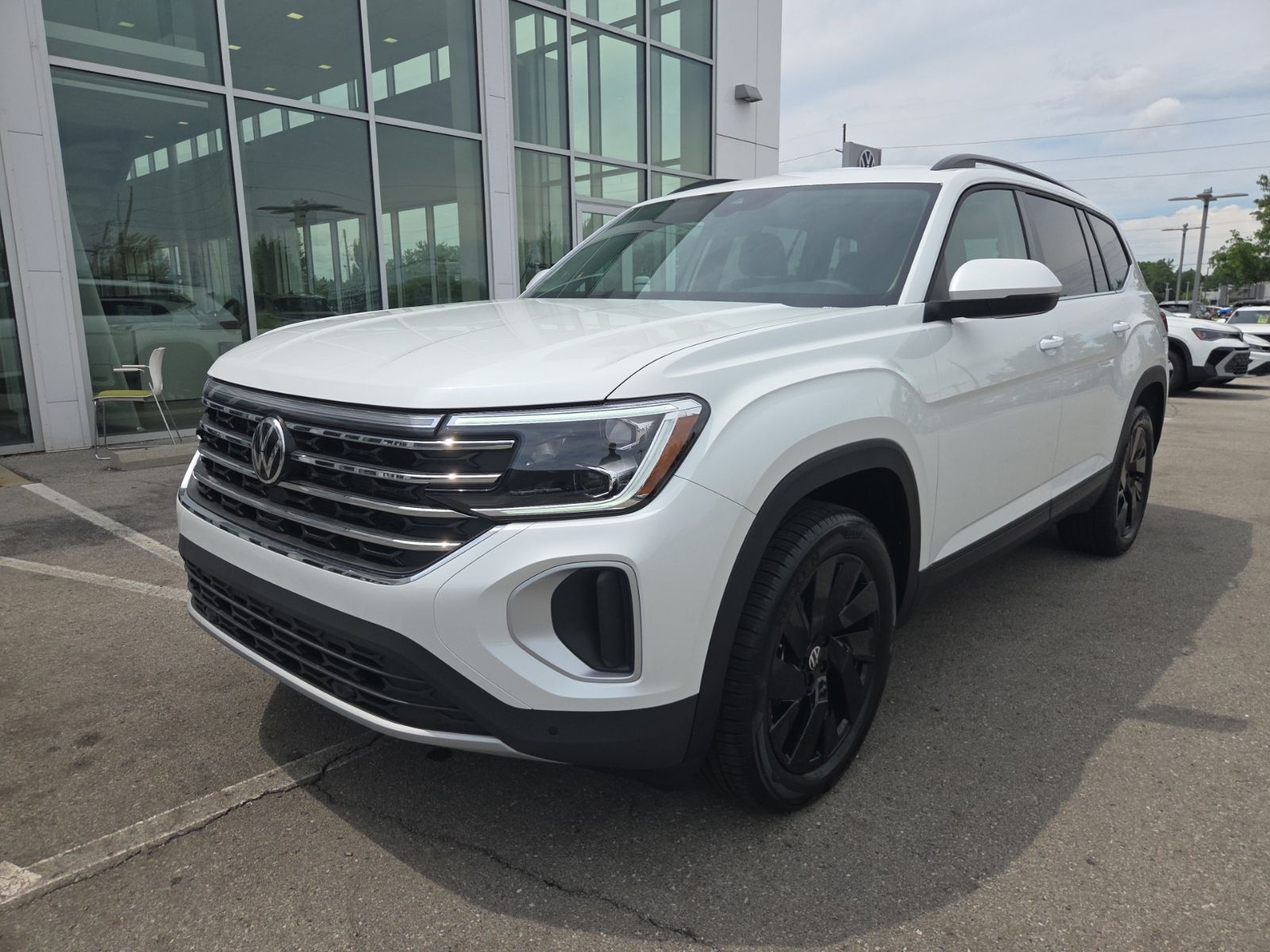 new 2026 Volkswagen Atlas car, priced at $45,905