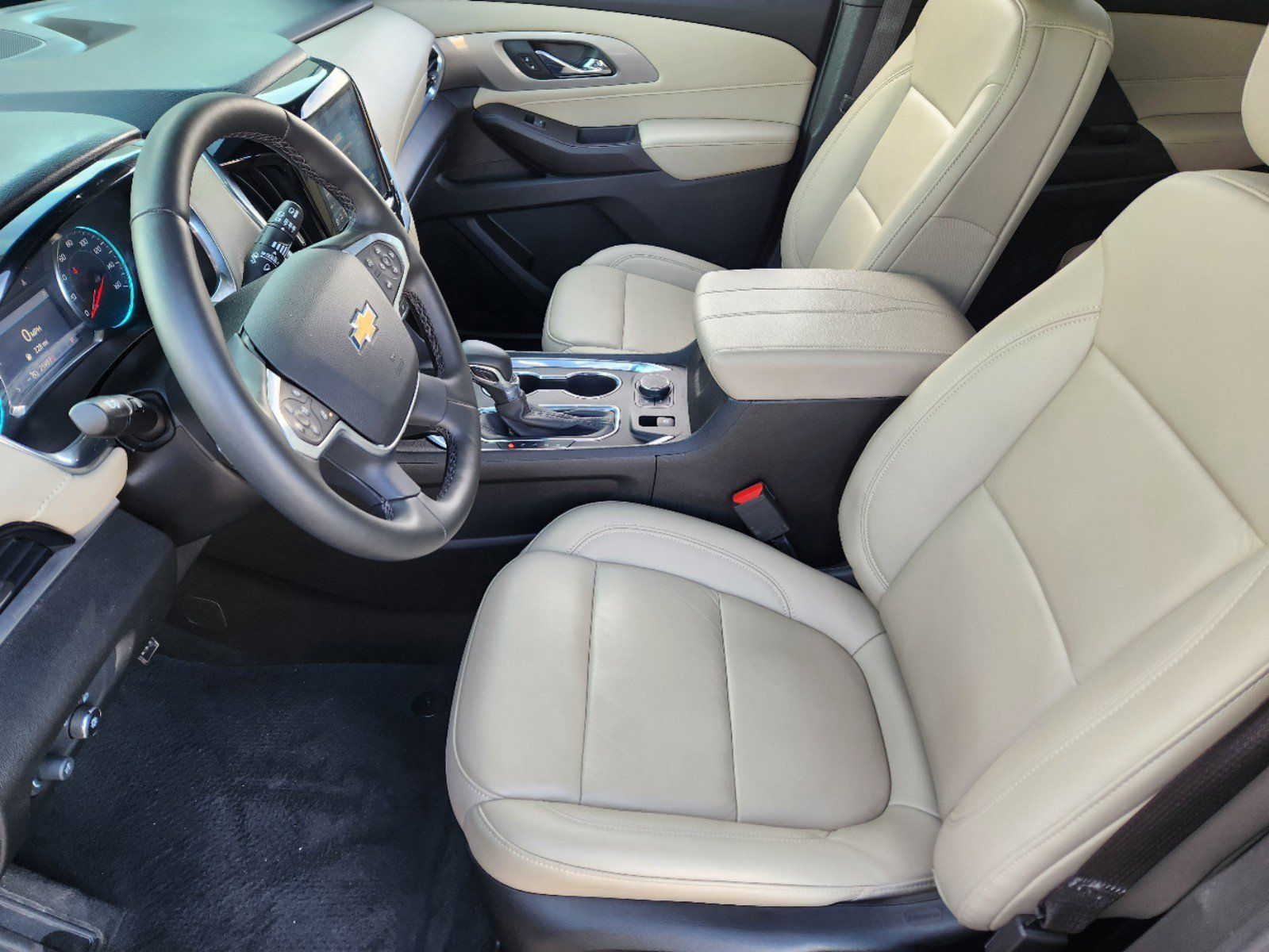 2023 Chevrolet Traverse LT Leather 18