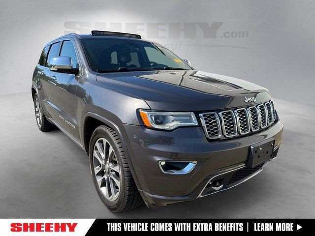 2017 Jeep Grand Cherokee Overland 4WD's photo