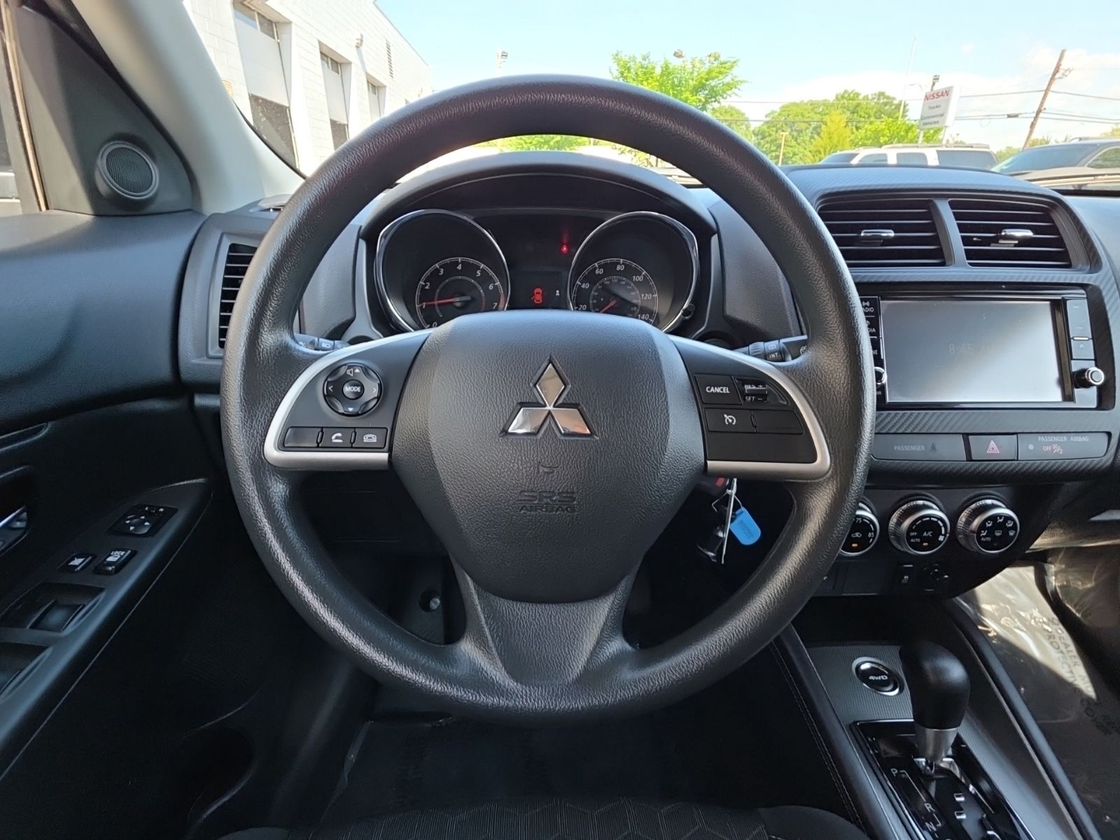 Used 2024  Mitsubishi 2.0 ES image 17