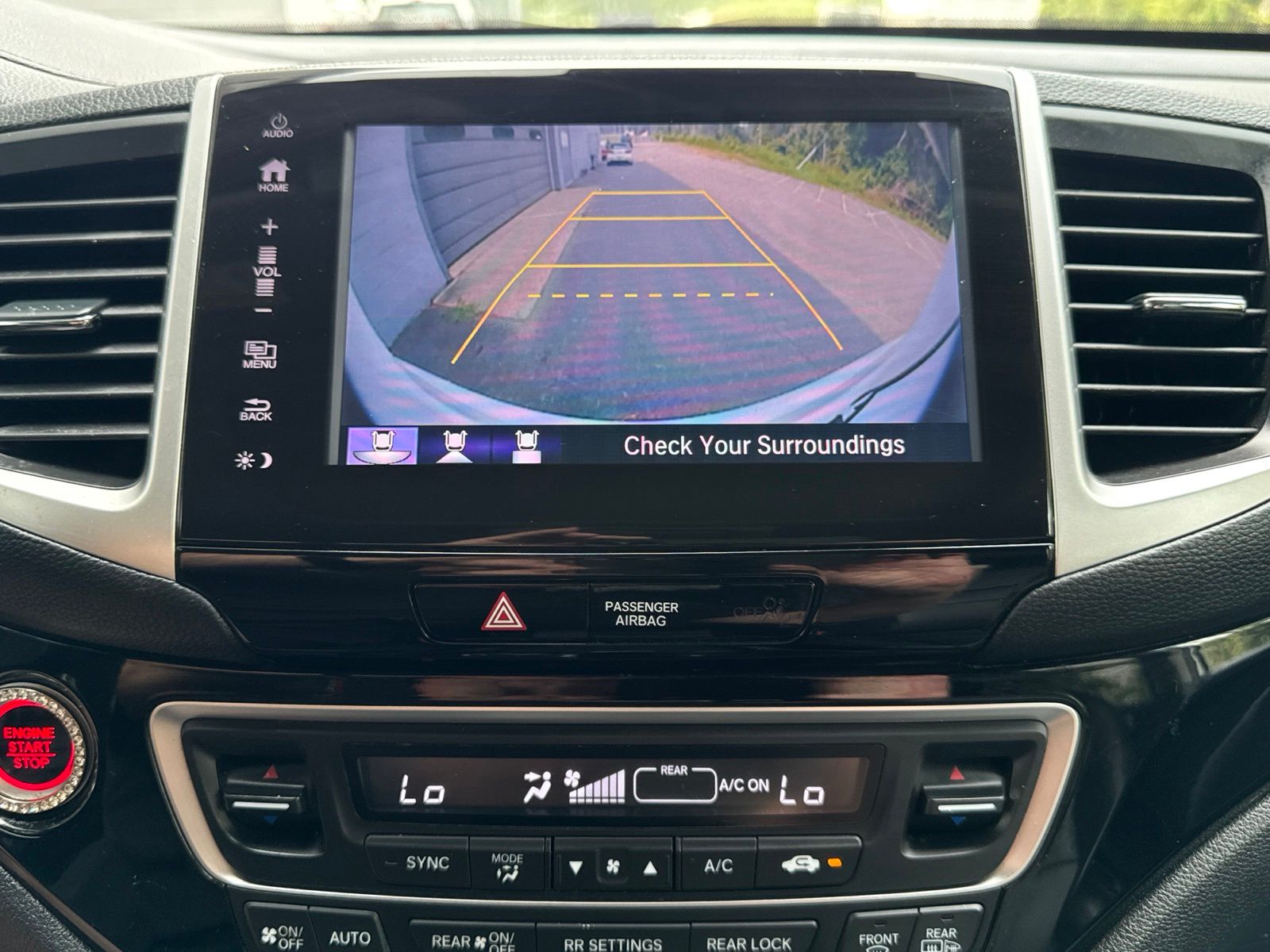 Used 2017 White Diamond Pearl Honda Touring image 21