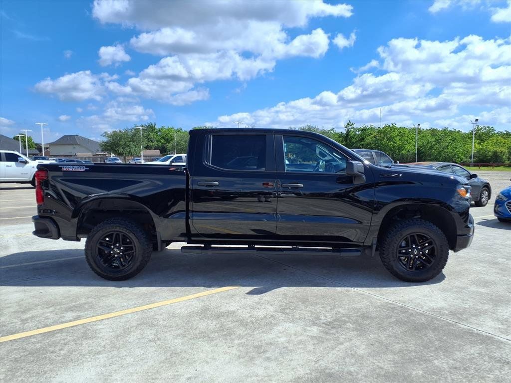 2025 Chevrolet Silverado 1500 Custom Trail Boss - 3