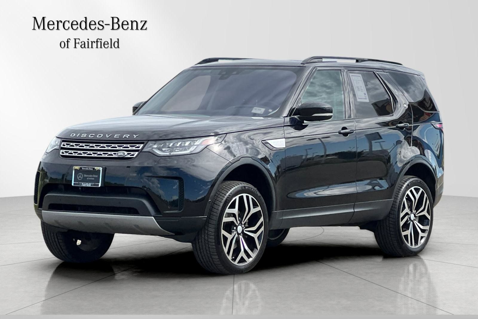 Black 2019 Land Rover Discovery SUV / Crossover 8-Speed Automatic