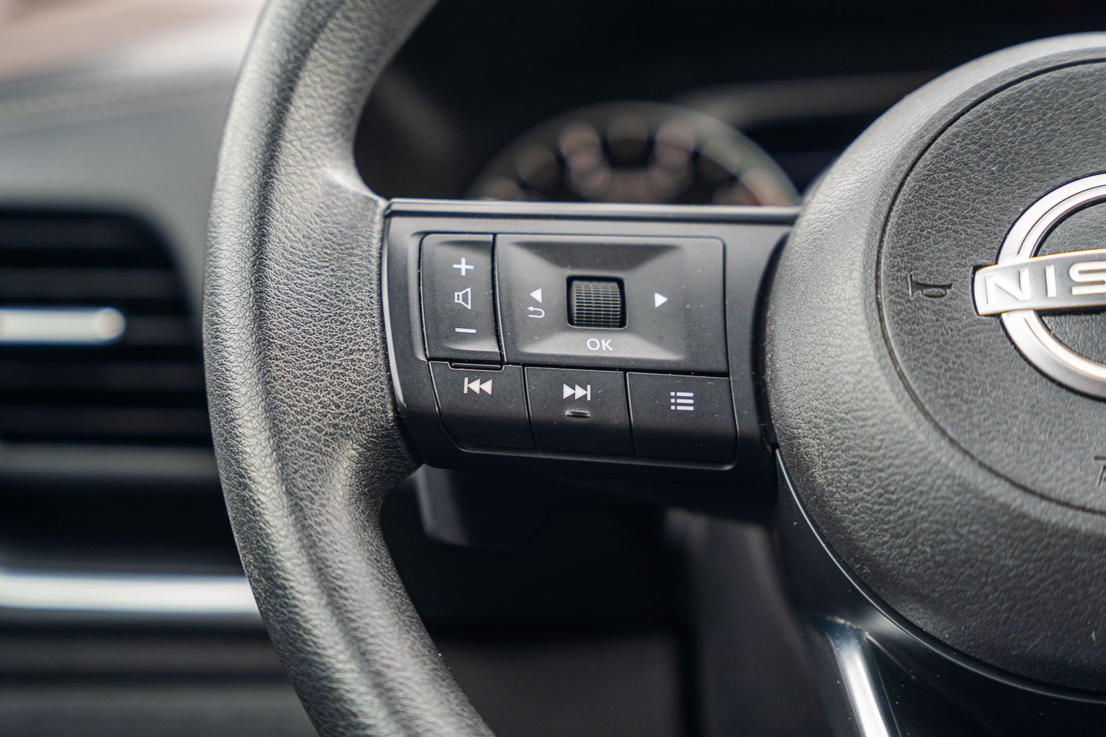 Used 2023 Nissan Rogue SUV