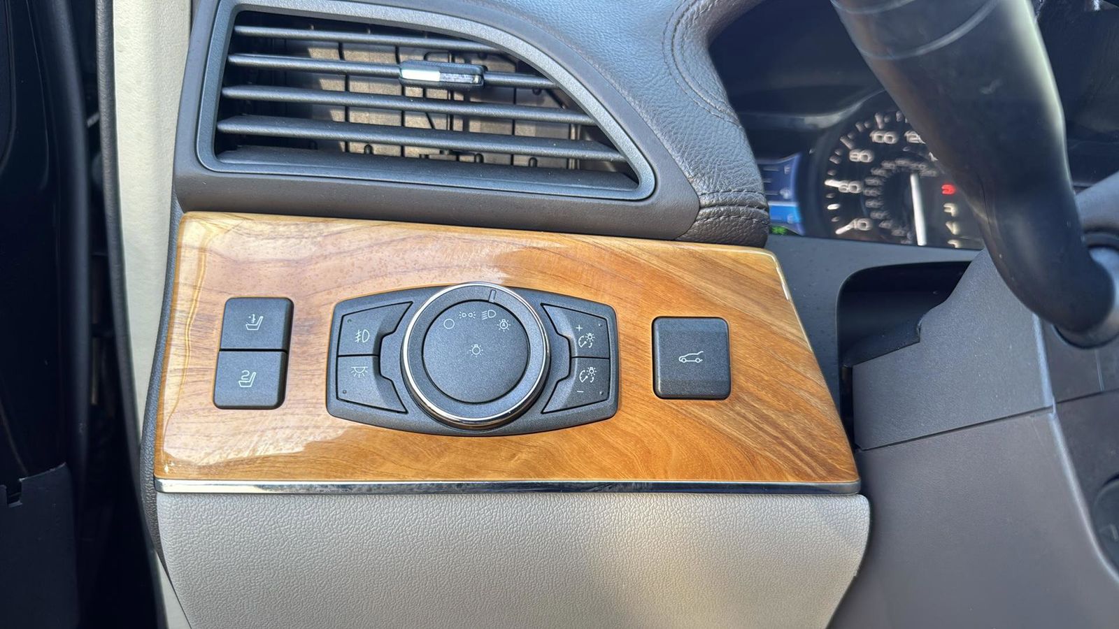 Used Car 2015 Lincoln Mkx  Base For Sale Under $15,000 In Austin, Texas