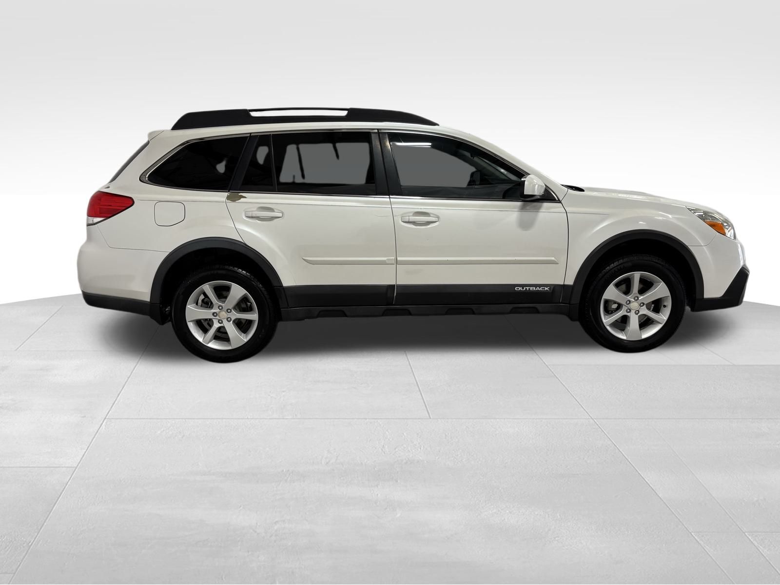 Used Car 2014 Subaru Outback  2.5i Premium For Sale Under $10,000 In Austin, Texas