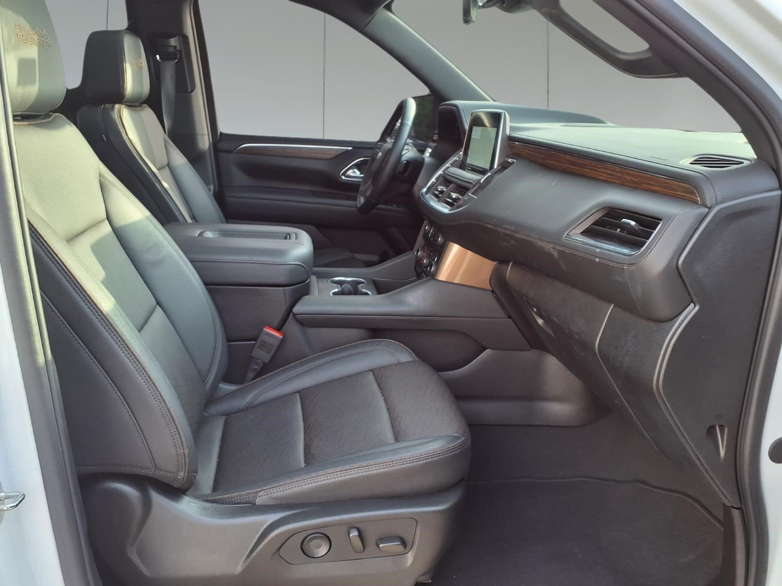 2023 Chevrolet Tahoe High Country White at Bayway Cadillac Southwest
