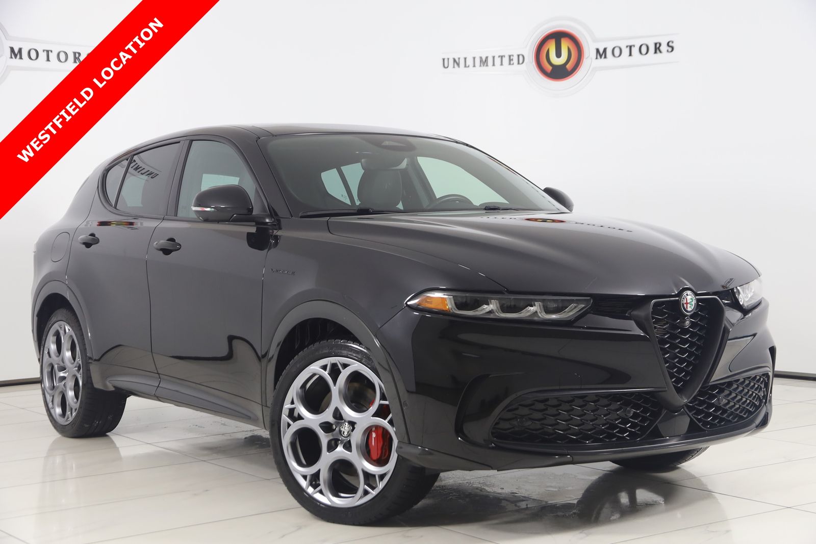 Alfa Black 2024 Alfa Romeo Tonale 6-Speed Automatic