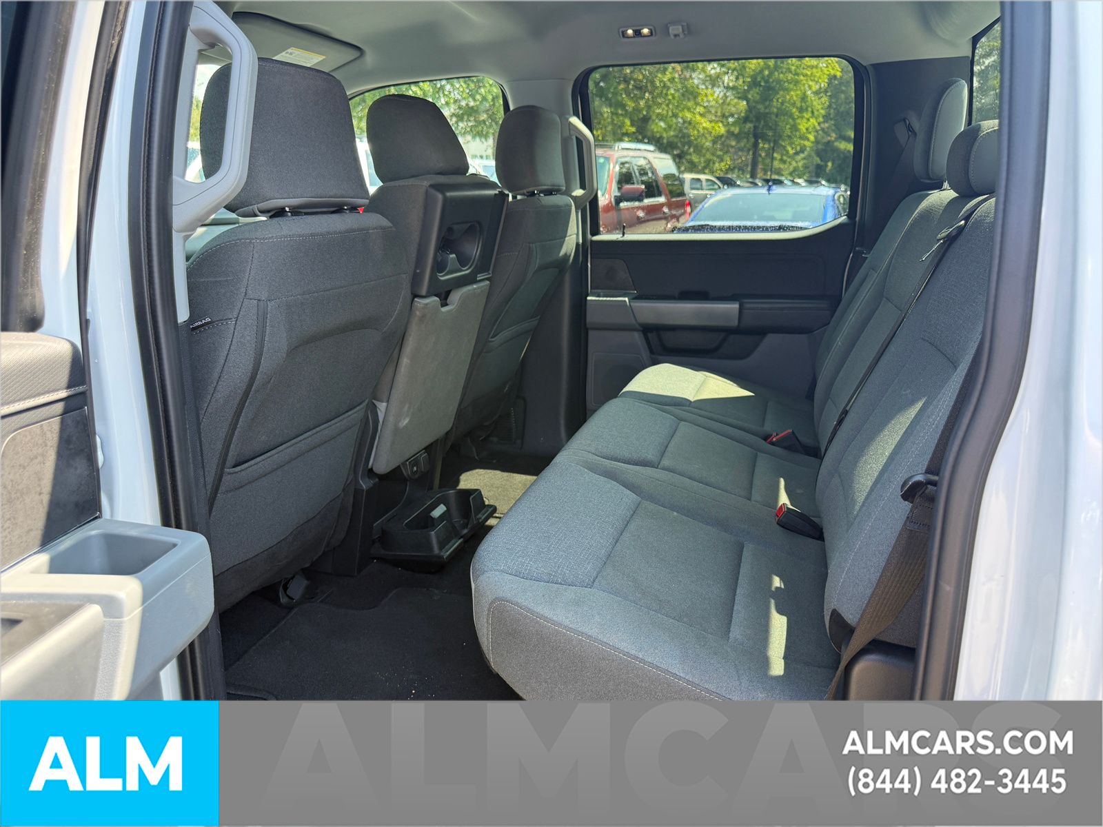 Used 2025 Oxford White Ford XLT image 10