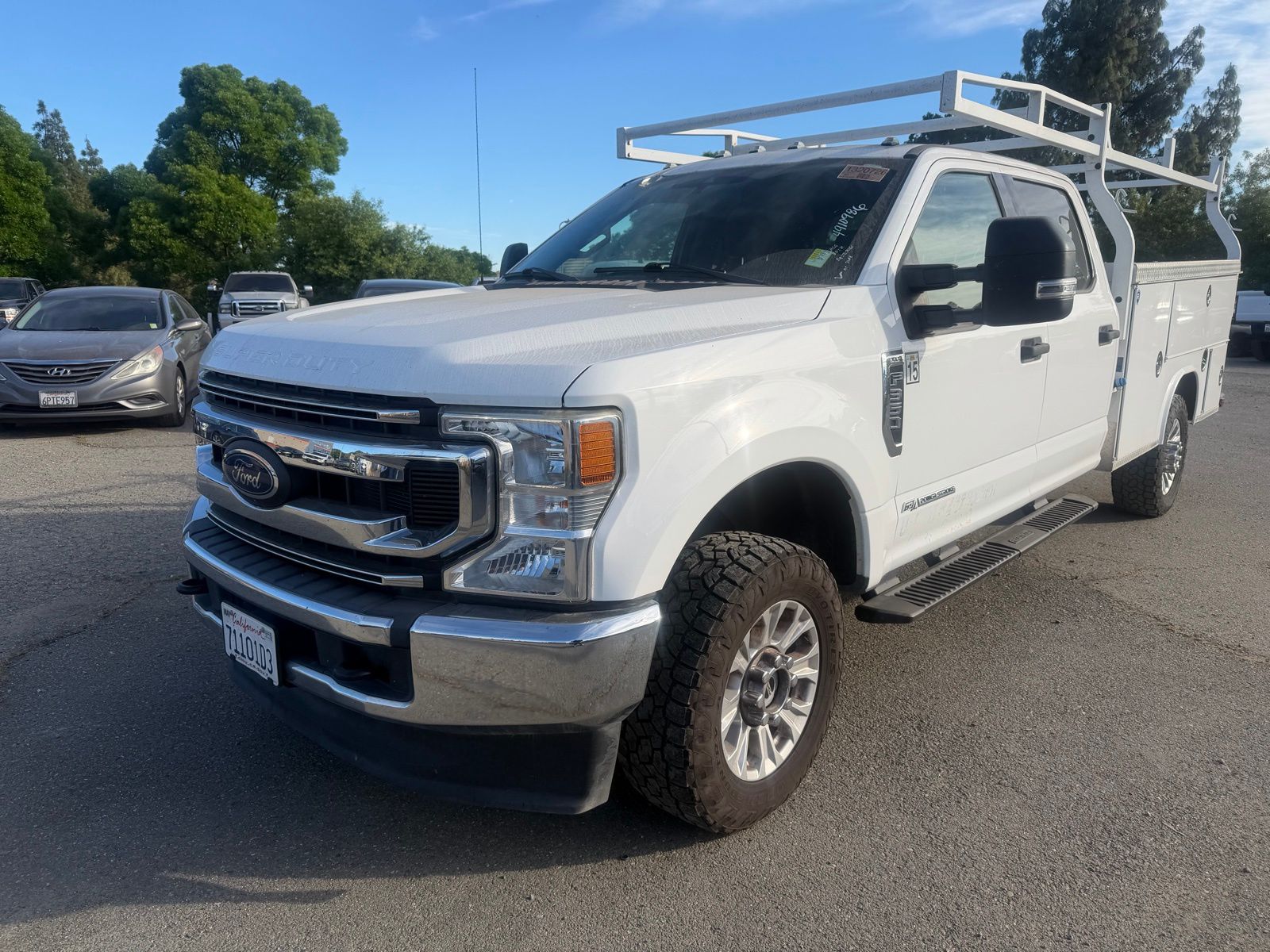 2021 Ford F-350 Super Duty Chassis XLT Crew Cab 4WD