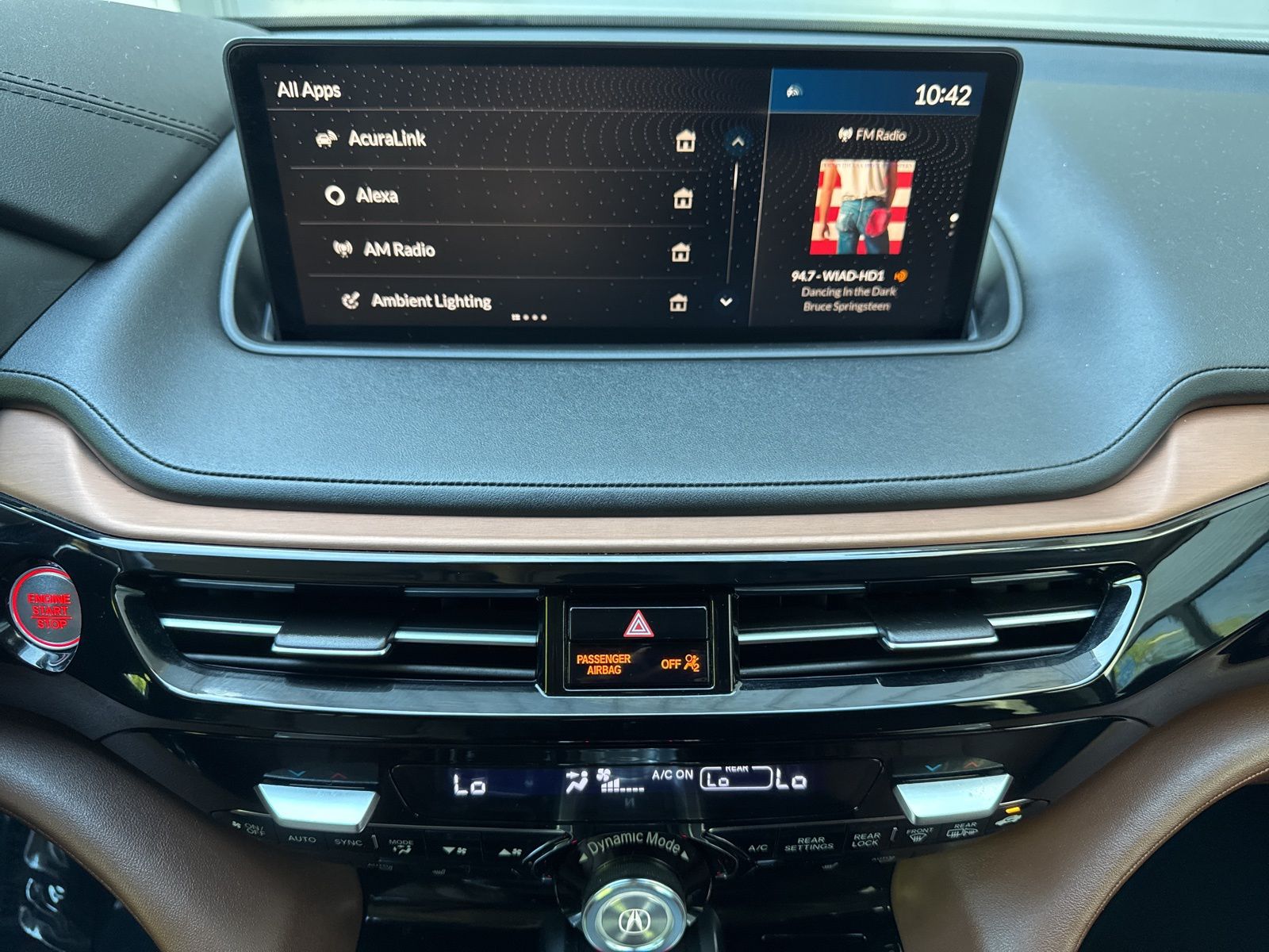 Used 2024 Majestic Black Pearl Acura Technology image 28