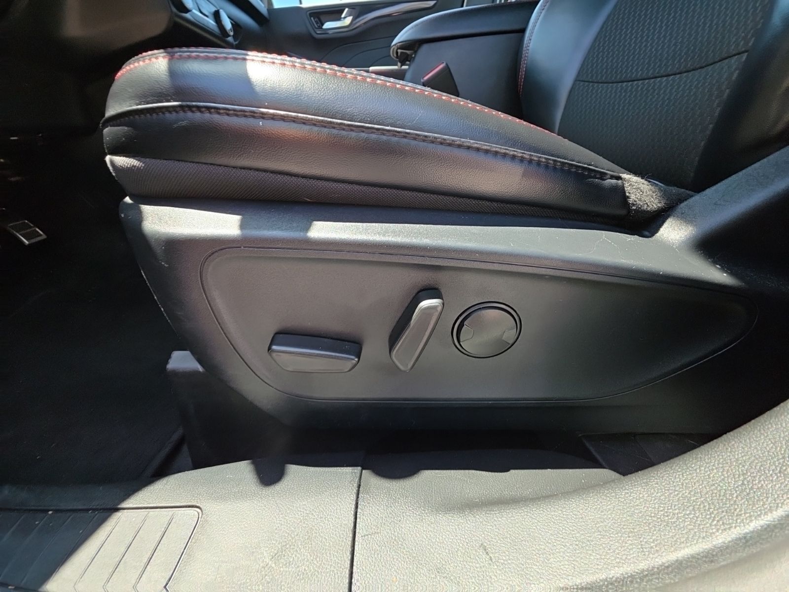 Used 2024 Black Ford ST-Line image 36