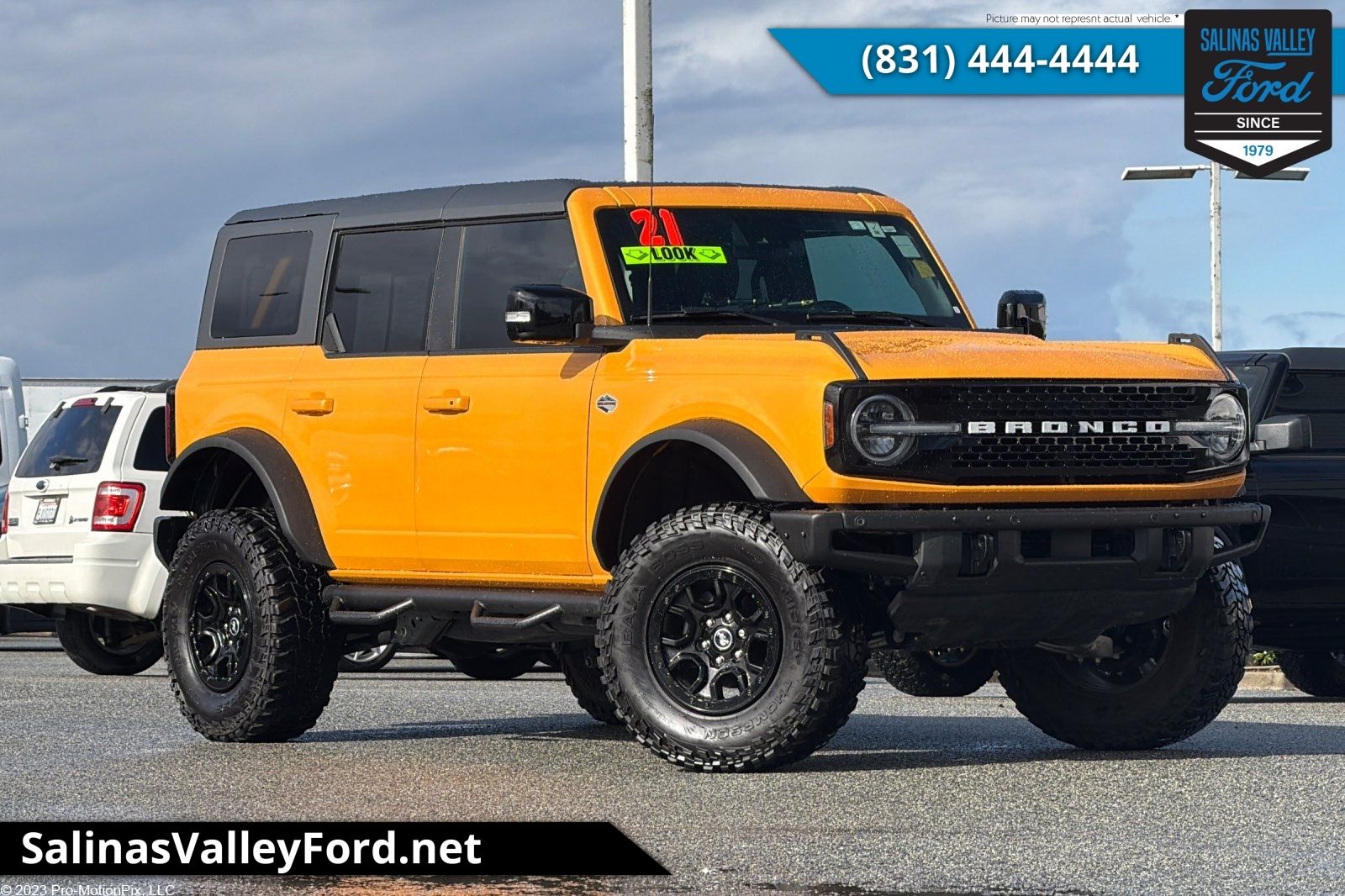 Orange Metallic 2021 Ford Bronco Wildtrak Advanced 4-Door 4WD SUV / Crossover Four-Wheel Drive Automatic