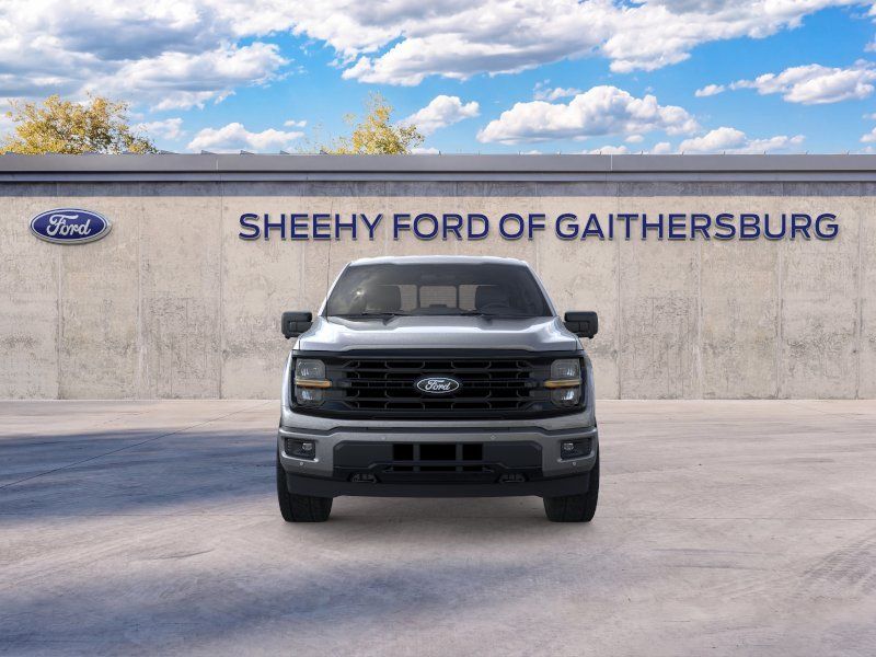 New 2026 Carbonized Gray Metallic Ford XLT image 7
