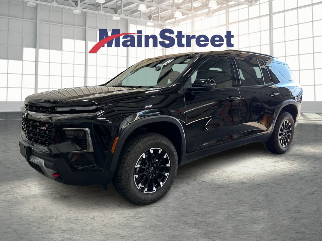 Black Metallic 2025 Chevrolet Traverse SUV / Crossover Four-Wheel Drive 8-Speed Automatic
