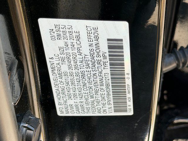 Used 2024 Crystal Black Pearl Honda EX-L image 38
