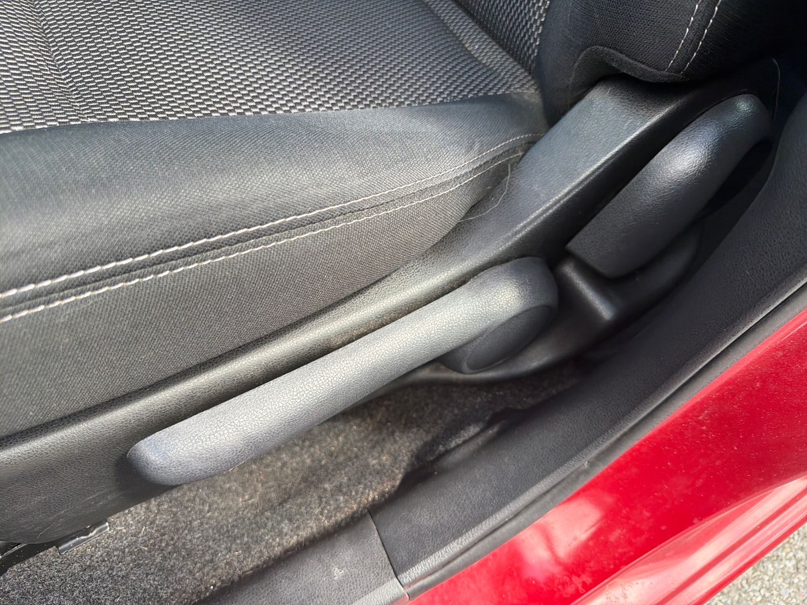 Used 2015 Nissan Versa 1.6 SV 4D Sedan